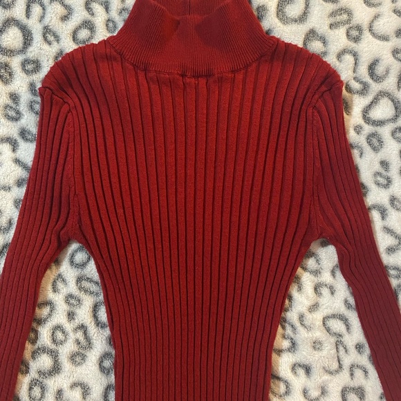 NWOT Ribbed Sweater - Picture 5 of 6